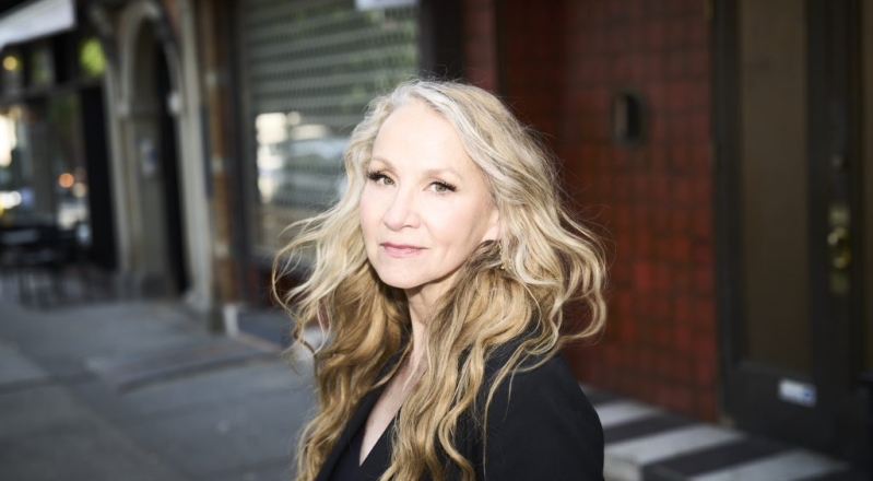 Grammy-Nominated Singer-Songwriter Joan Osborne Heading to Charlotte