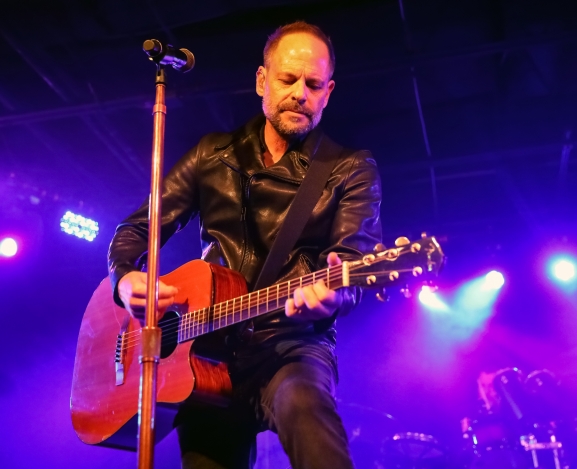 Gin Blossoms Bring a ’90s Alt-Rock Party to The Underground
