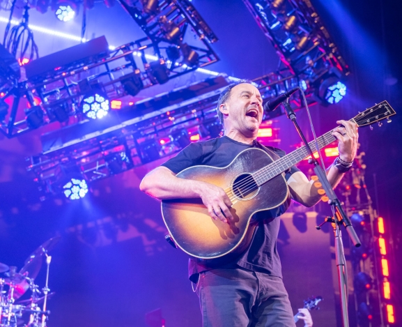 Dave Matthews Band Brings the Heat to PNC Music Pavilion