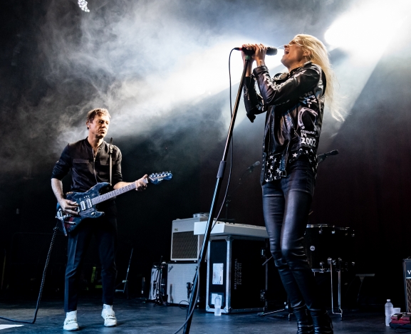 The Kills Return To NYC In Celebration of No Wow’s Deluxe Reissue