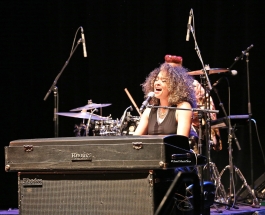 The Incredible Kandace Springs entertained Milwaukee