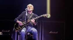 Peter Frampton Comes Alive Again and Again at the Genesee Theater
