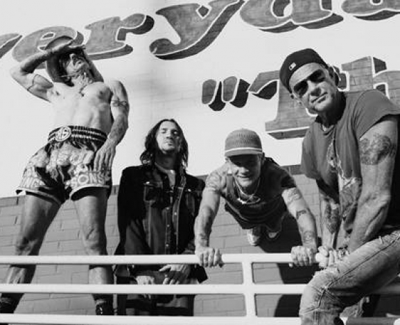 RED HOT CHILI PEPPERS ANNOUNCE 2022 STADIUM TOUR COMING TO CHARLOTTE