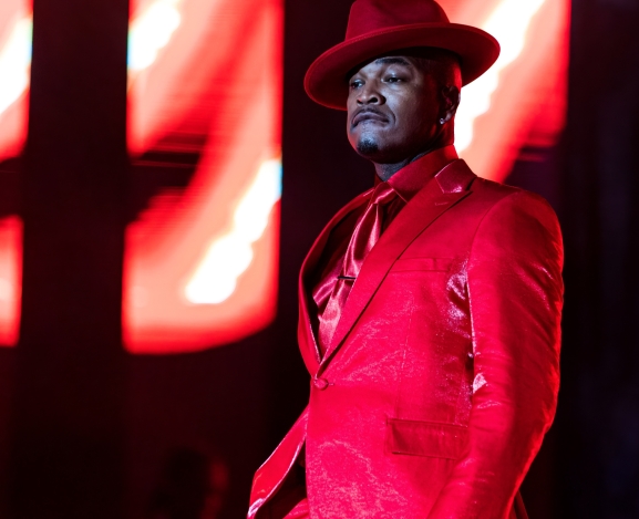 Ne-Yo Brings The Romance To Charlotte