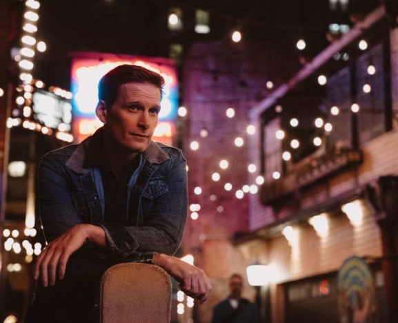 Exclusive Artist Interview: Patrick Davis