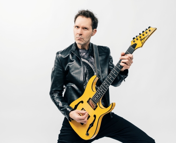 Exclusive Artist Interview: Paul Gilbert of Mr. Big