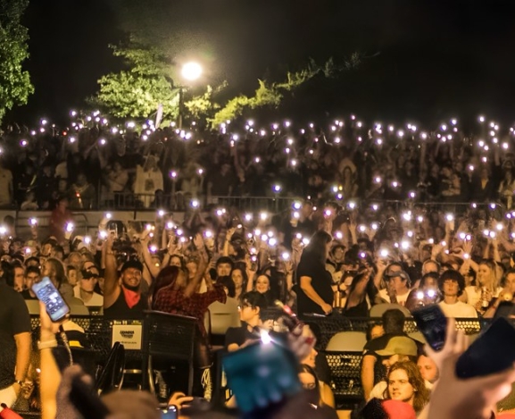 Twenty-One Pilots’ Breach Tour Is a Ritual of Sound, Lore, and Love