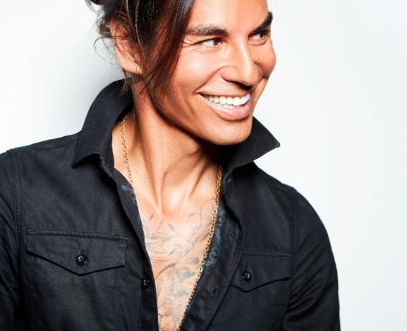 Julio Iglesias Jr. Releases New Album Under The Covers